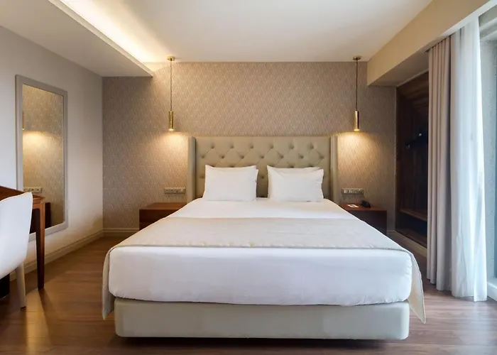 Oca Oriental 4* Порту