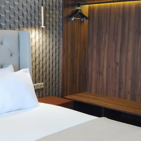 Отель Oca Oriental 4*