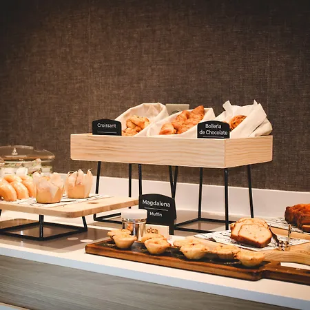 Отель Oca Oriental Порту