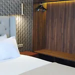 호텔 Oca Oriental 4*